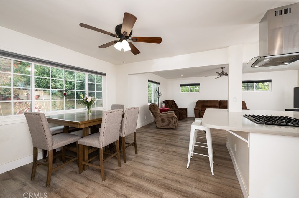 15757 Creswick Dr, La Mirada CA  90638-1504 exterior