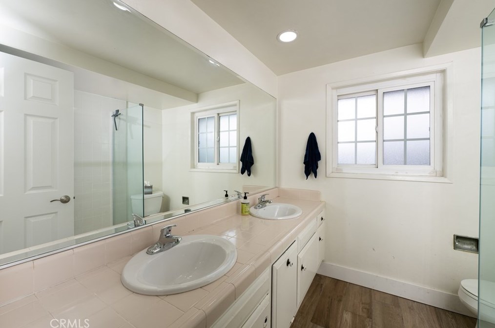 15757 Creswick Dr, La Mirada CA  90638-1504 exterior