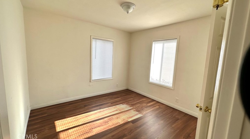 930 11th St, Long Beach CA  90813-3577 exterior