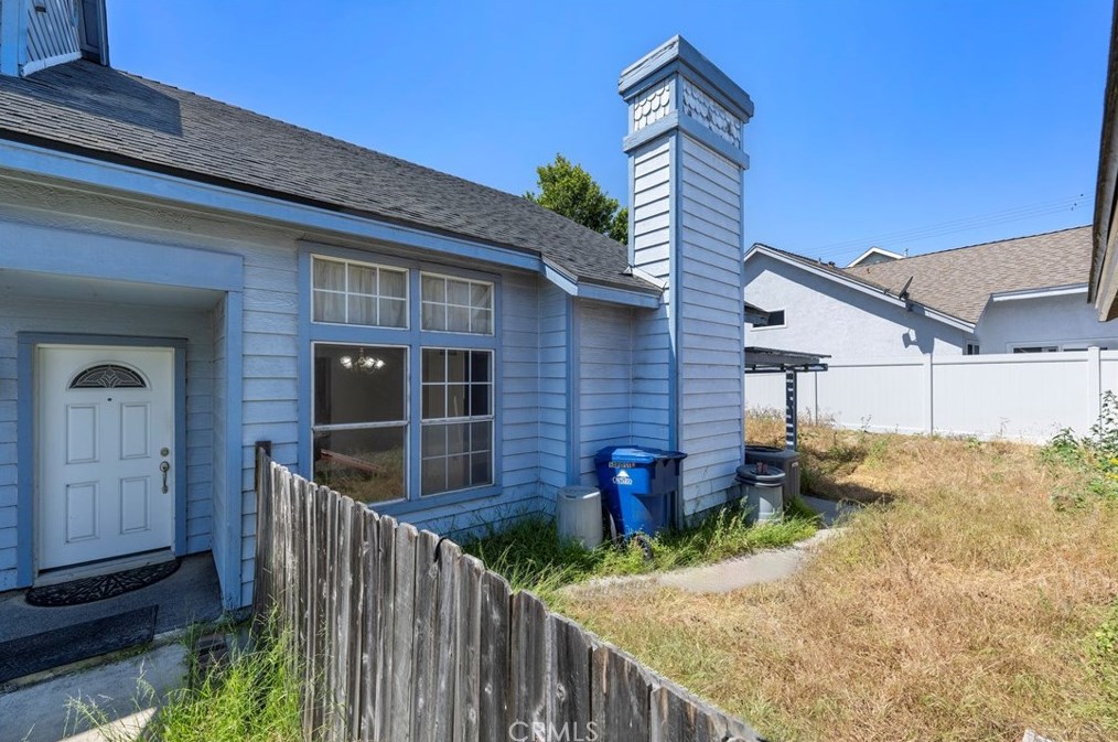 2518 Caribou Pl, Ontario CA  91761-0370 exterior