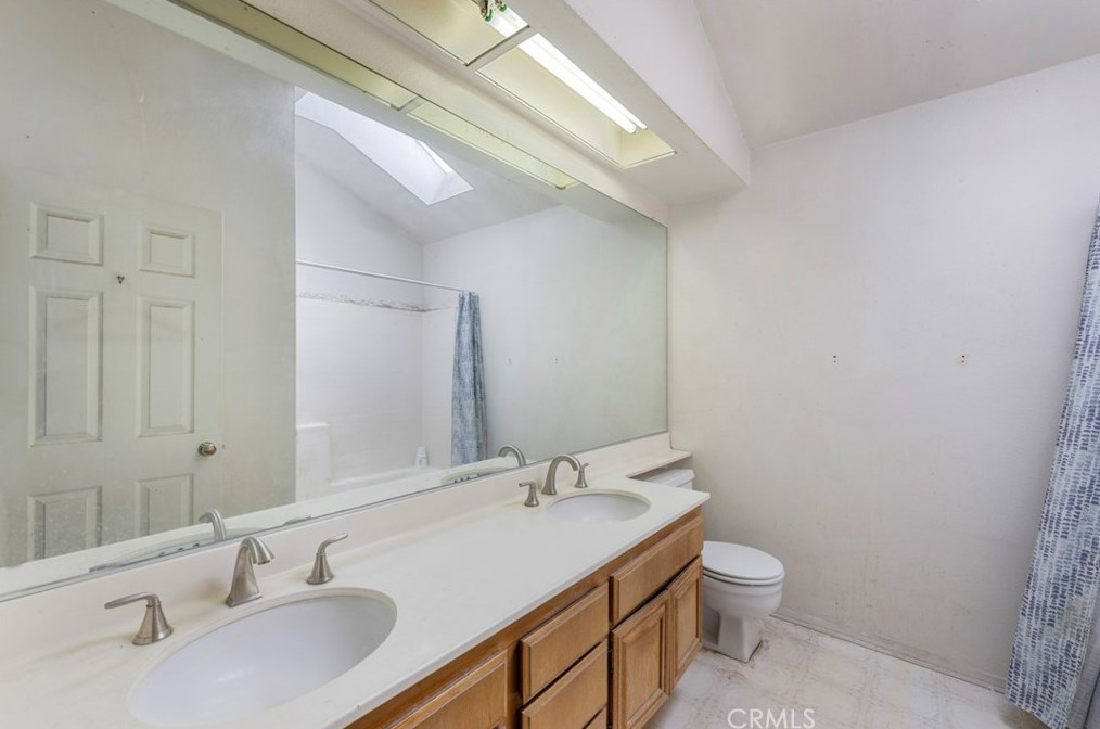 2518 Caribou Pl, Ontario CA  91761-0370 exterior