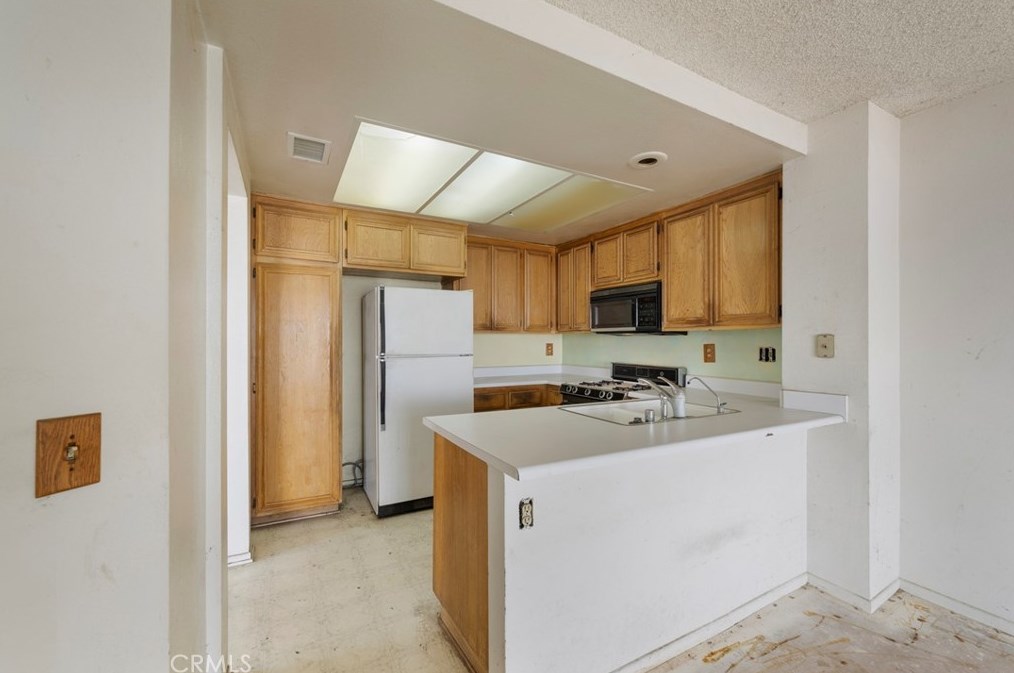 2518 Caribou Pl, Ontario CA  91761-0370 exterior