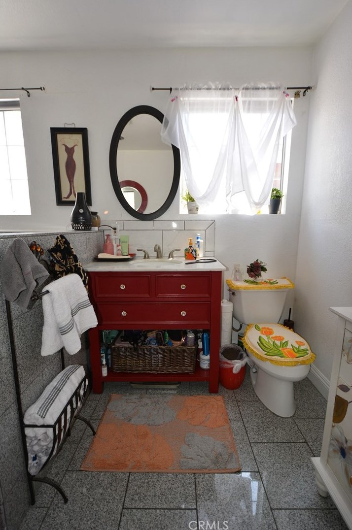 5116 Longfellow St, Los Angeles CA  90042-4522 exterior