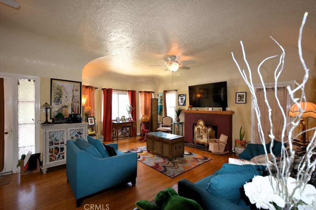 5116 Longfellow St, Los Angeles CA  90042-4522 exterior