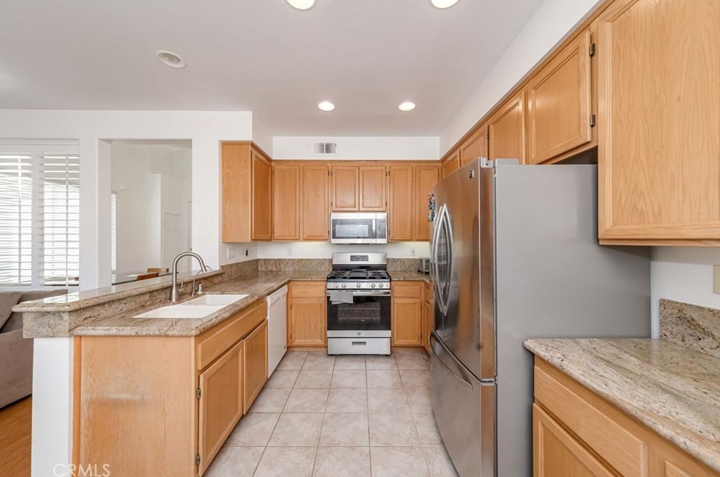 13616 Greenoak Ct, La Mirada CA  90638-6536 exterior