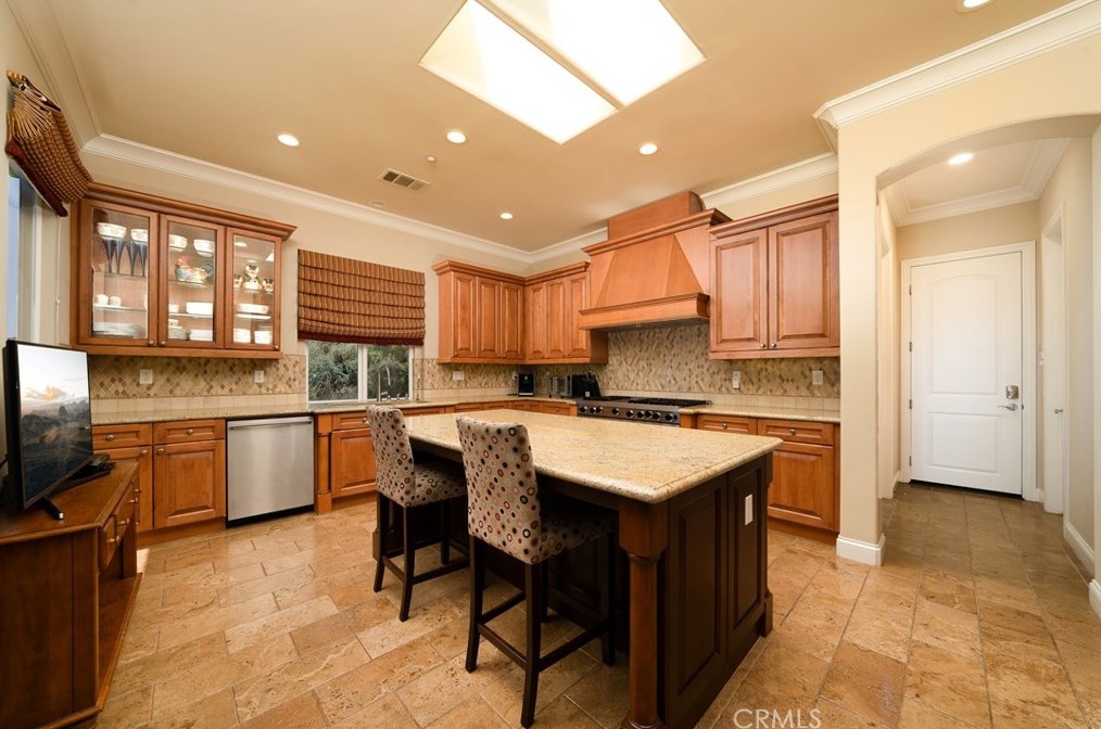 501 Dorothea Rd, La Habra CA 90631-8181 exterior