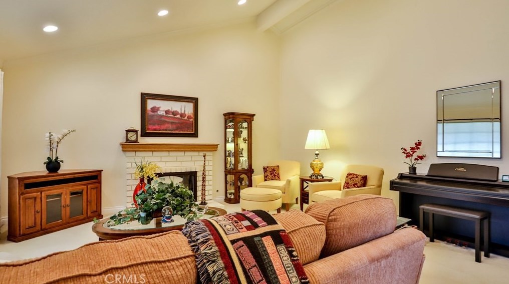 13732 Typee Way, Irvine CA  92620-3272 exterior