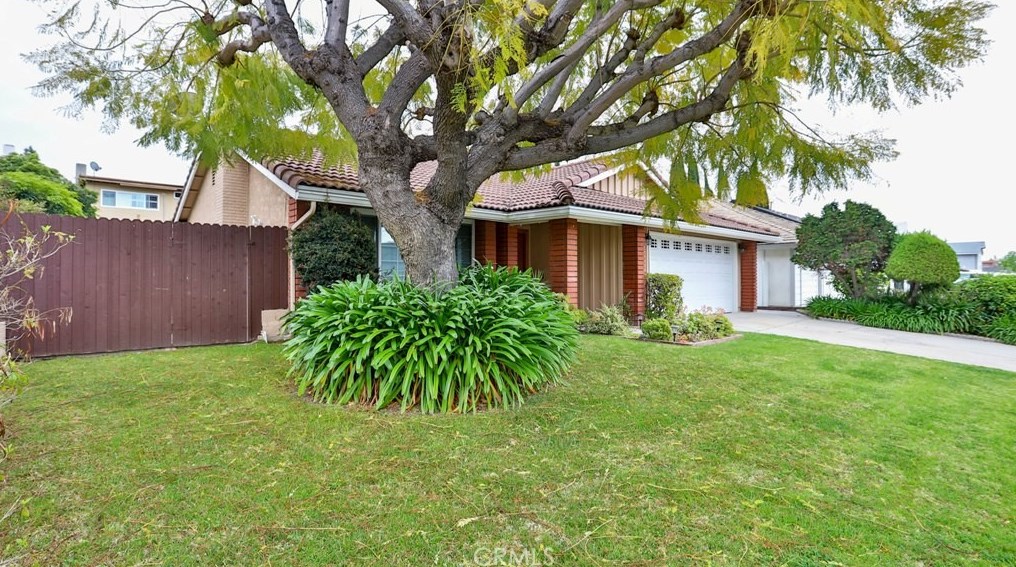 13732 Typee Way, Irvine CA  92620-3272 exterior