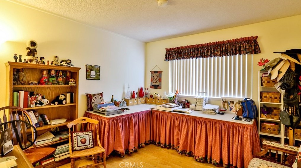 13732 Typee Way, Irvine CA  92620-3272 exterior