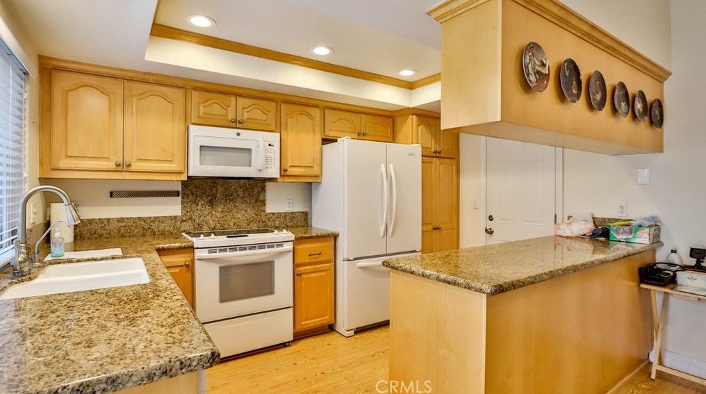 13732 Typee Way, Irvine CA  92620-3272 exterior