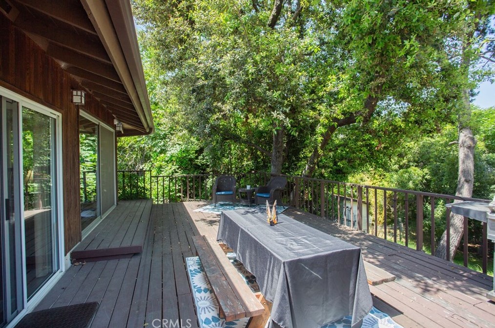 1201 Valencia Mesa Dr, Fullerton CA 92833-2219 exterior