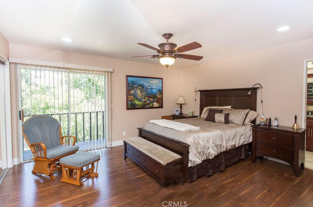 1201 Valencia Mesa Dr, Fullerton CA 92833-2219 exterior