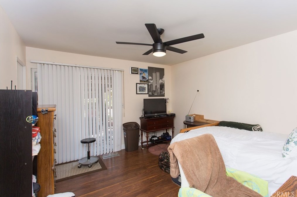 1201 Valencia Mesa Dr, Fullerton CA 92833-2219 exterior