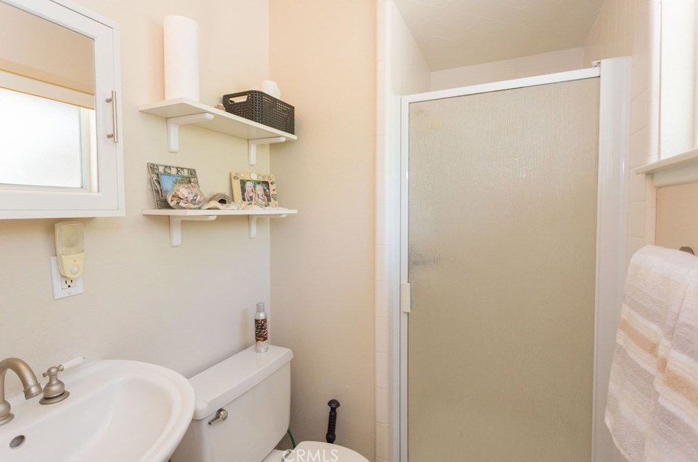 1201 Valencia Mesa Dr, Fullerton CA 92833-2219 exterior