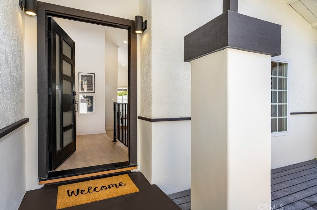 1918 Las Palmas Cir, Orange CA 92868-2621 exterior