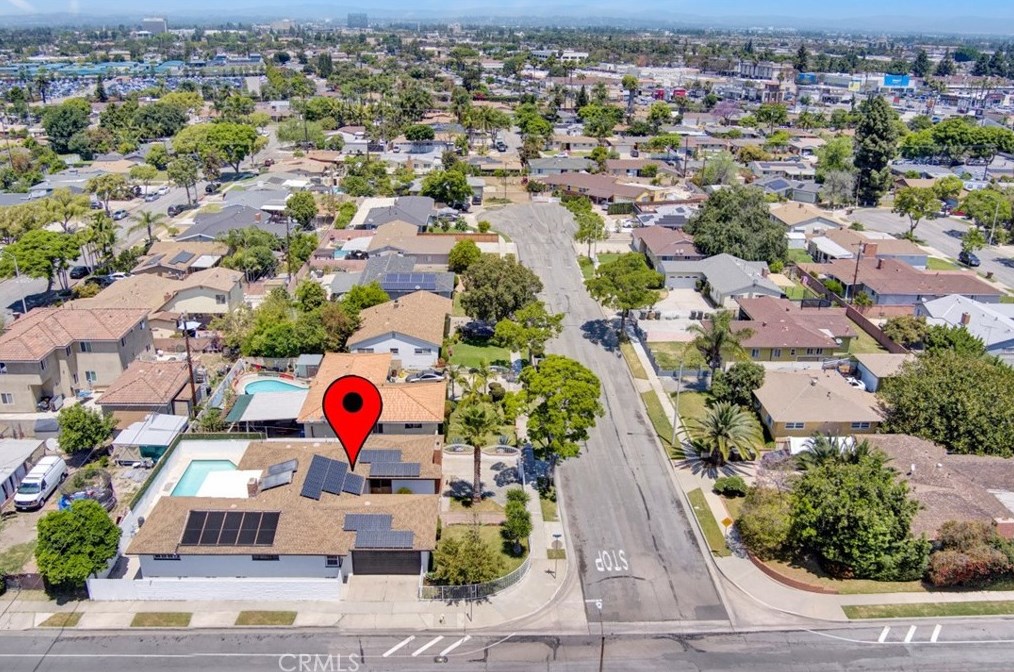 1345 Margate Pl, Anaheim CA  92805-6028 exterior