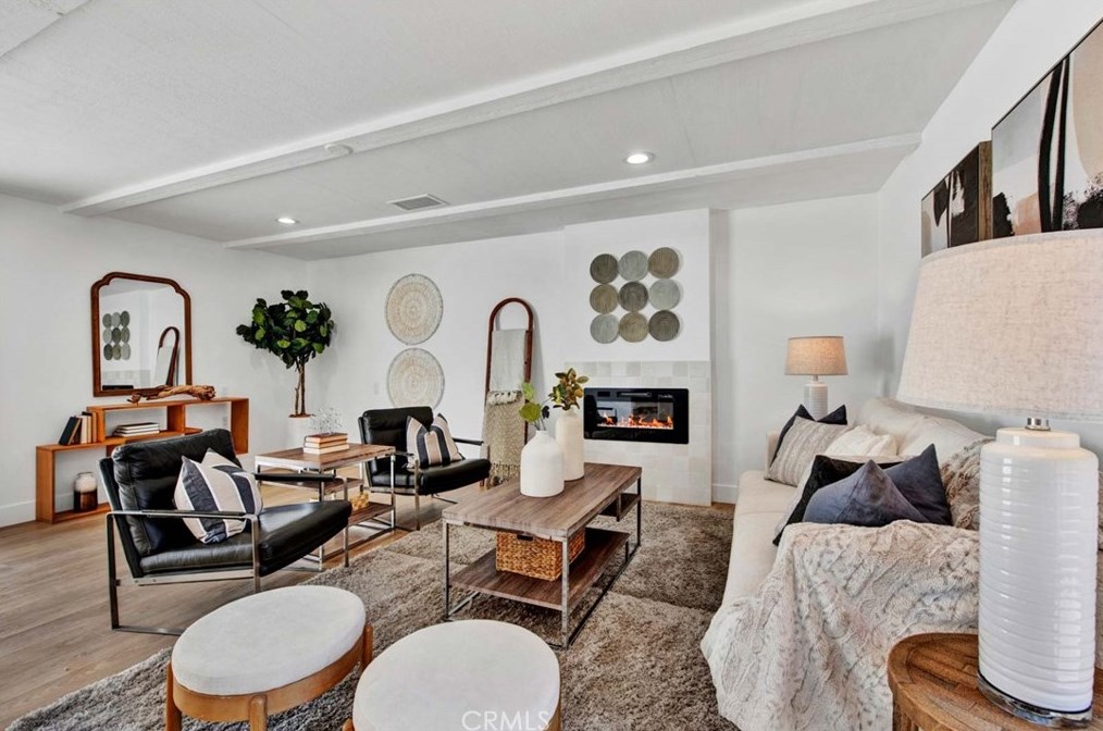 1345 Margate Pl, Anaheim CA  92805-6028 exterior