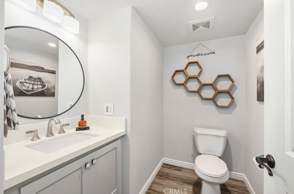 572 Melrose St, Anaheim CA  92805-4710 exterior