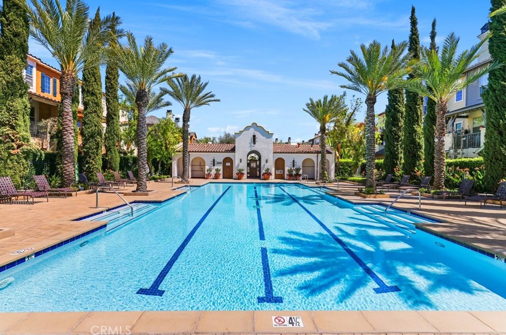 572 Melrose St, Anaheim CA  92805-4710 exterior