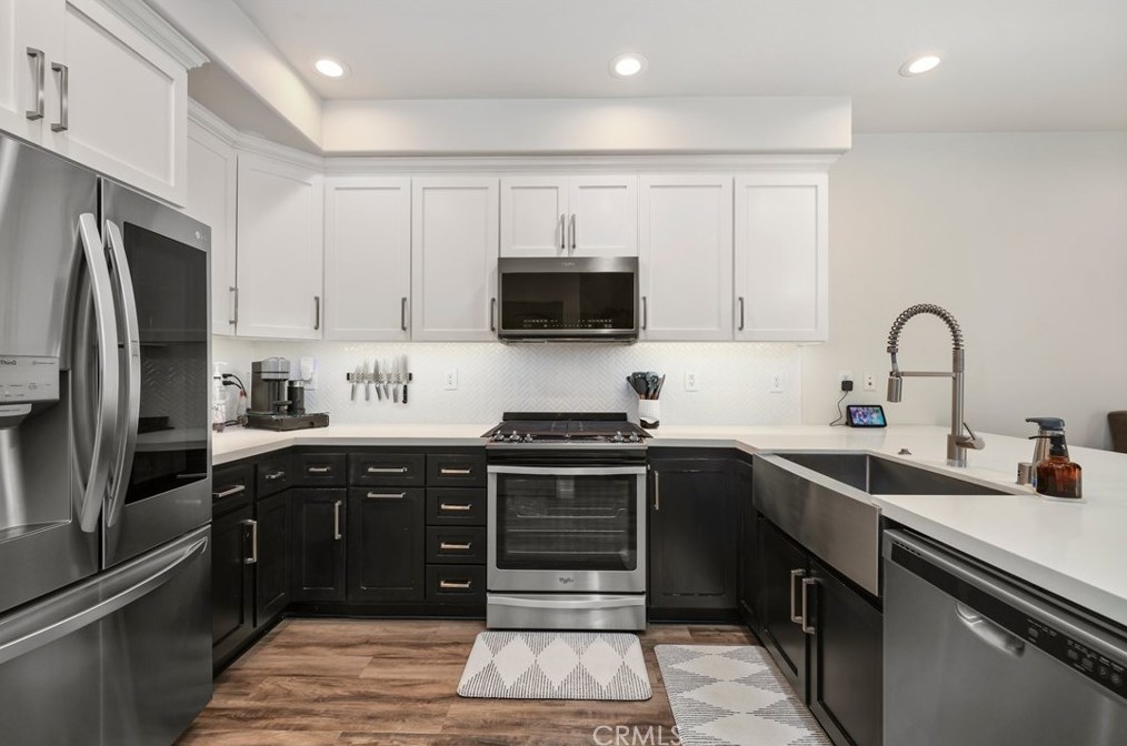 572 Melrose St, Anaheim CA  92805-4710 exterior