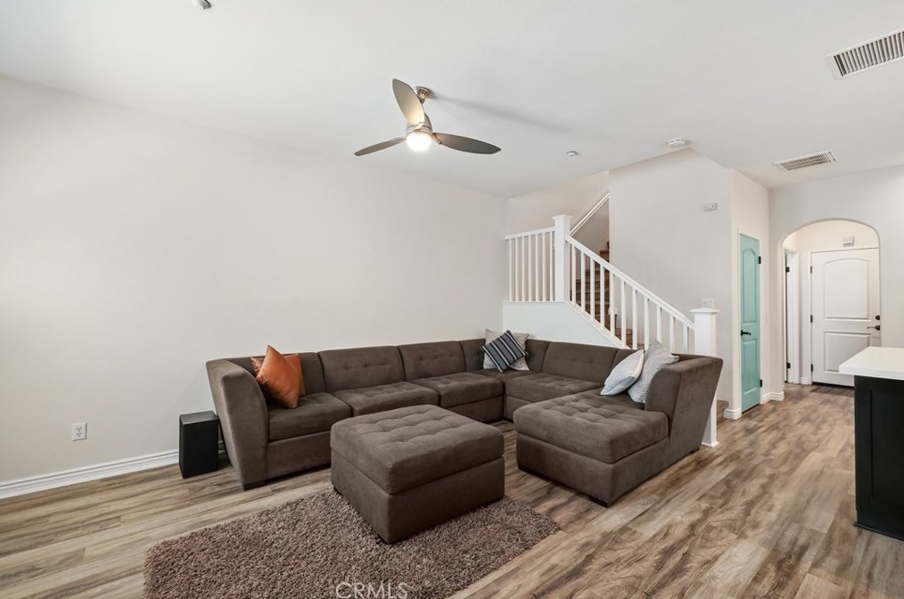 572 Melrose St, Anaheim CA  92805-4710 exterior