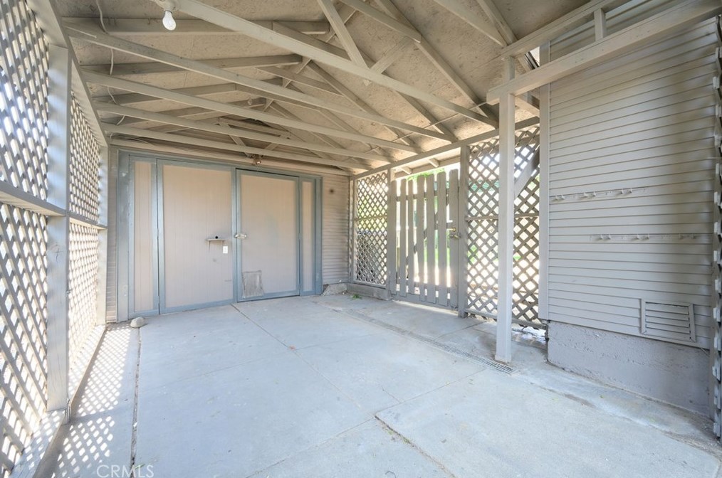 1313 Oxford Ave, Pasadena CA  91104-3141 exterior