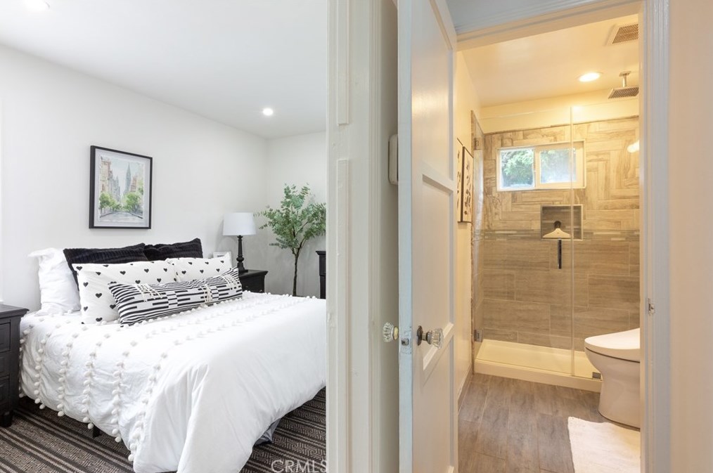 419 46 St, Long Beach CA  90807-1426 exterior