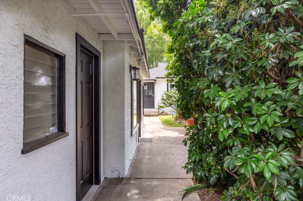 419 46 St, Long Beach CA  90807-1426 exterior