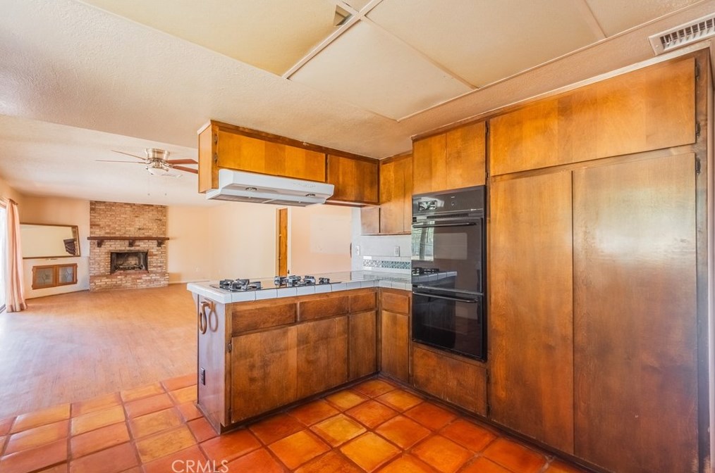 18395 Alexander St, Perris CA 92570-8454 exterior