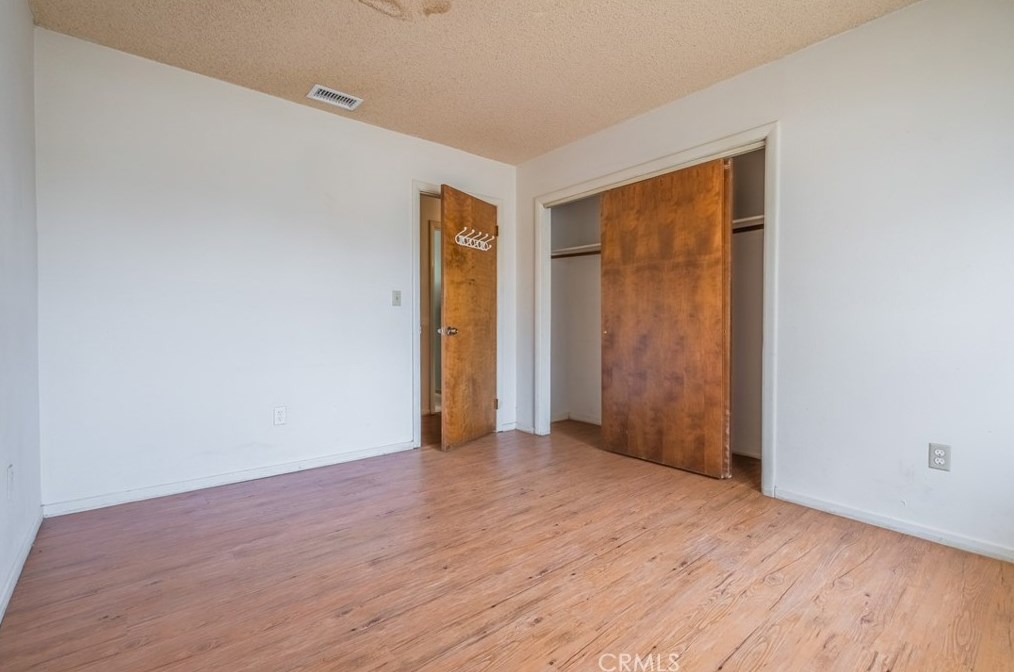 18395 Alexander St, Perris CA 92570-8454 exterior