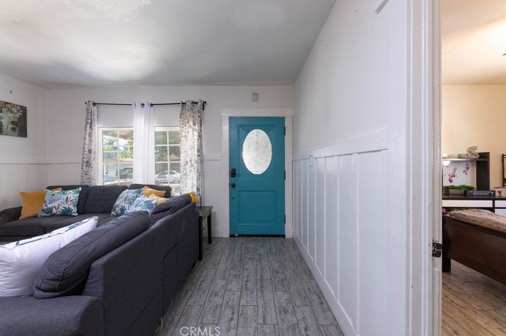 414 Emily St, Anaheim CA  92805-4734 exterior