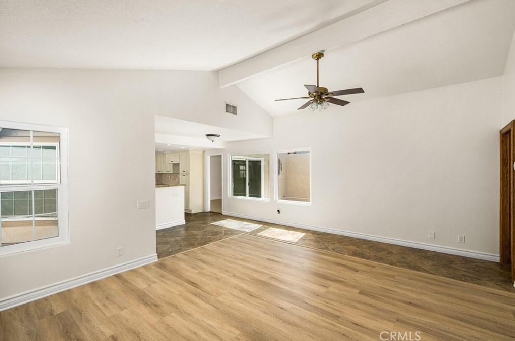 2100 Wellington Ave, Santa Ana CA 92701-3183 exterior