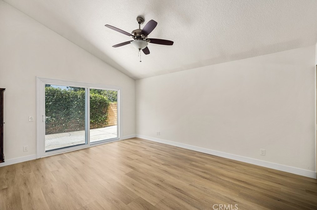 2100 Wellington Ave, Santa Ana CA 92701-3183 exterior