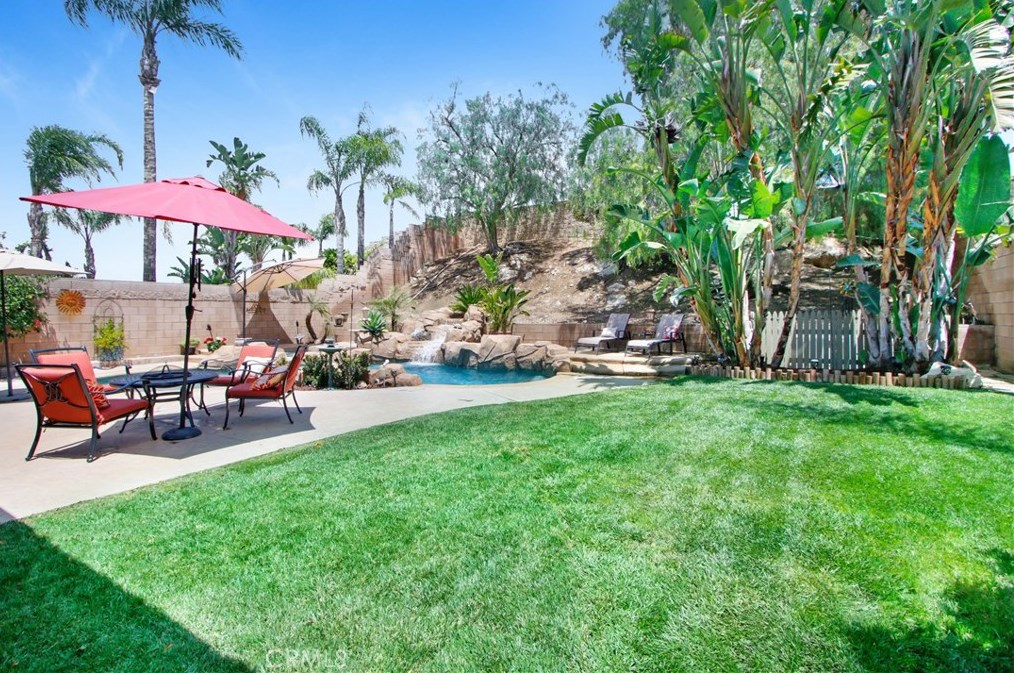 8900 Greenlawn St, Riverside CA  92508-2507 exterior