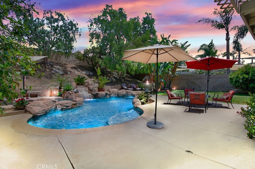 8900 Greenlawn St, Riverside CA  92508-2507 exterior