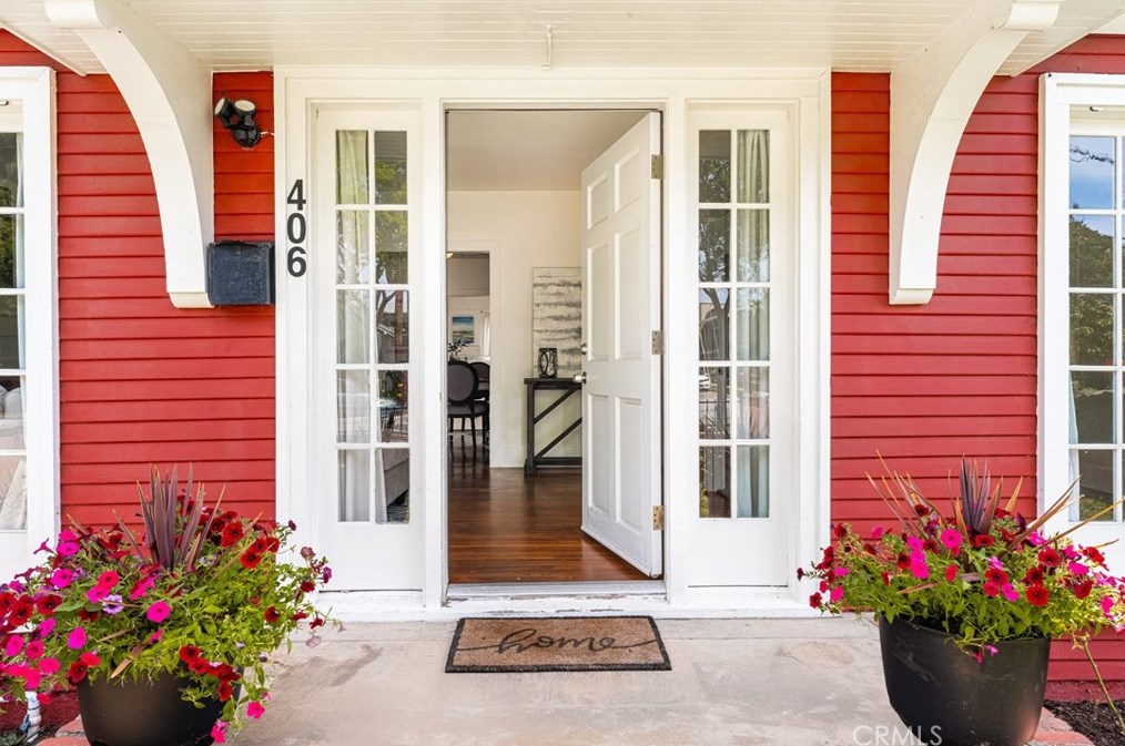 406 Washington Ave, Santa Ana CA  92701-3755 exterior