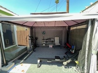 742 Toledo Walk, Long Beach CA  90813-4915 exterior