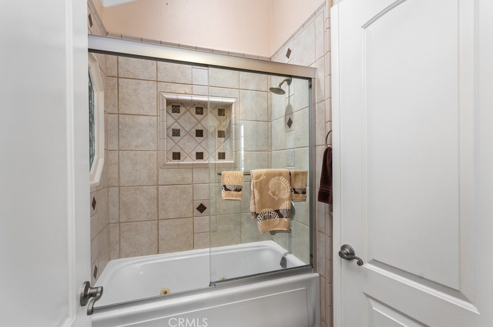 2437 Sandpiper Pl, Ontario CA  91761-6249 exterior