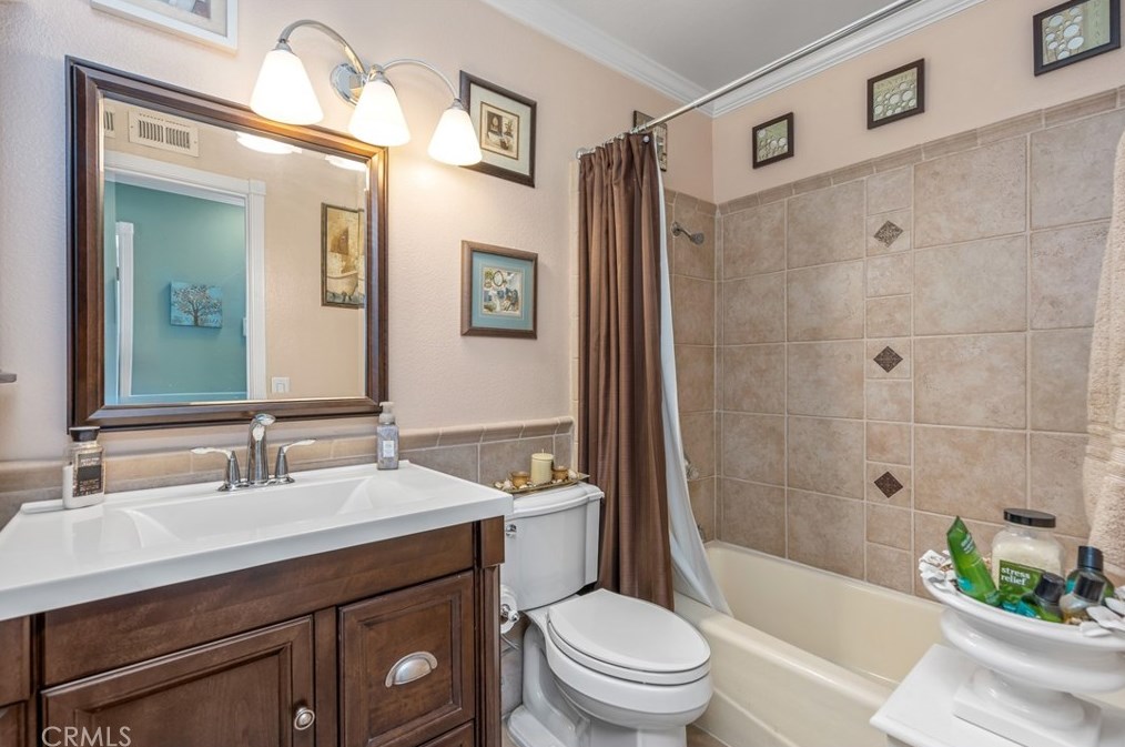 2437 Sandpiper Pl, Ontario CA  91761-6249 exterior