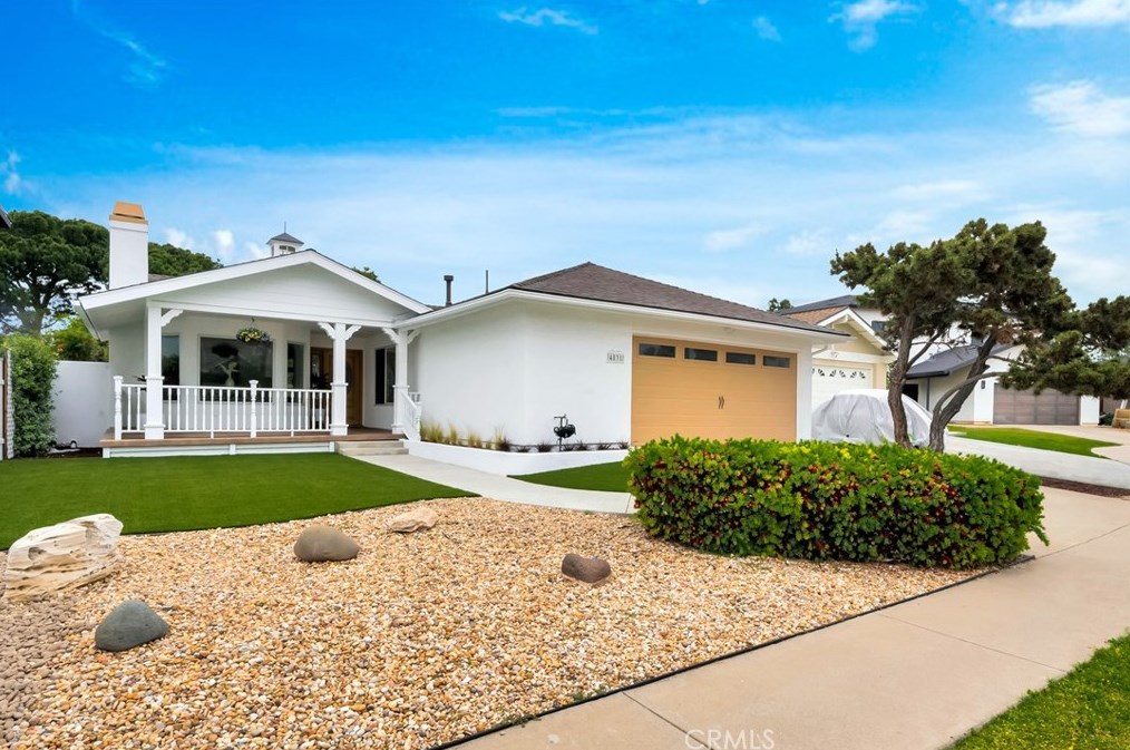 4831 Redbluff Cir, Irvine CA  92604-2475 exterior