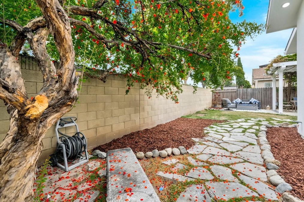 4831 Redbluff Cir, Irvine CA  92604-2475 exterior