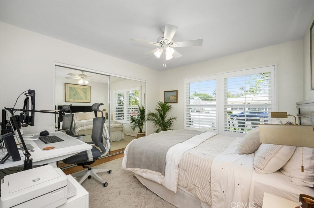 4924 Ferro St, Long Beach CA  90815-2738 exterior