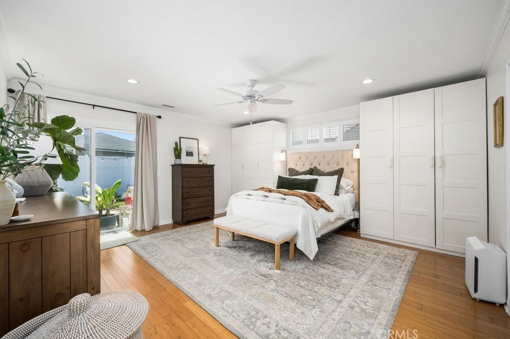 4924 Ferro St, Long Beach CA  90815-2738 exterior