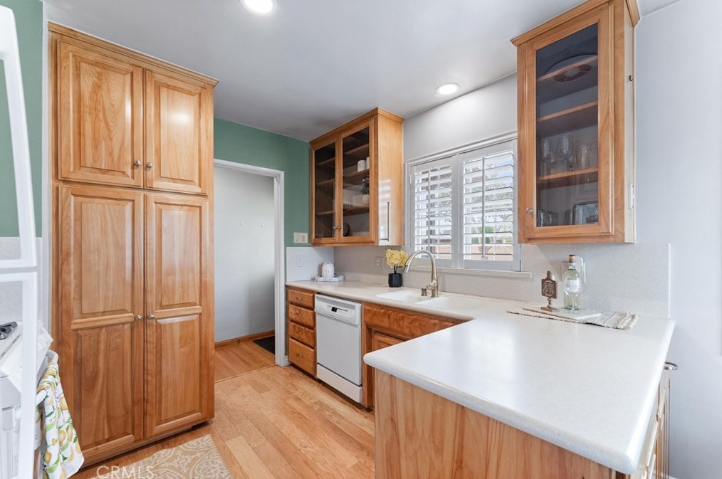 8224 Brunswick Ave, Riverside CA  92504-2408 exterior