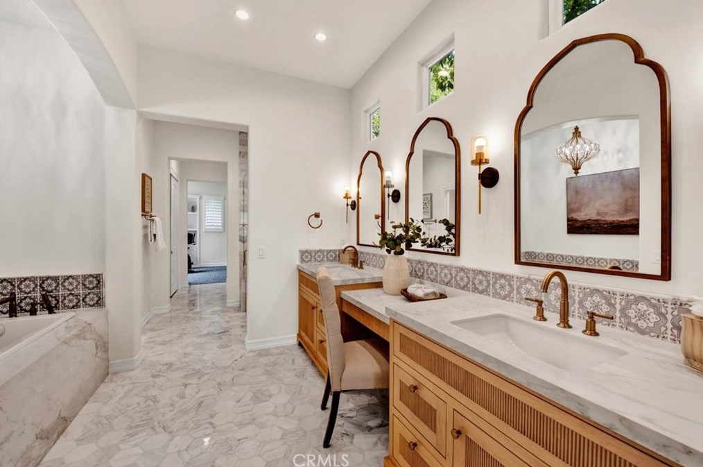 2424 San Miguel Dr, Orange CA  92867-8600 exterior