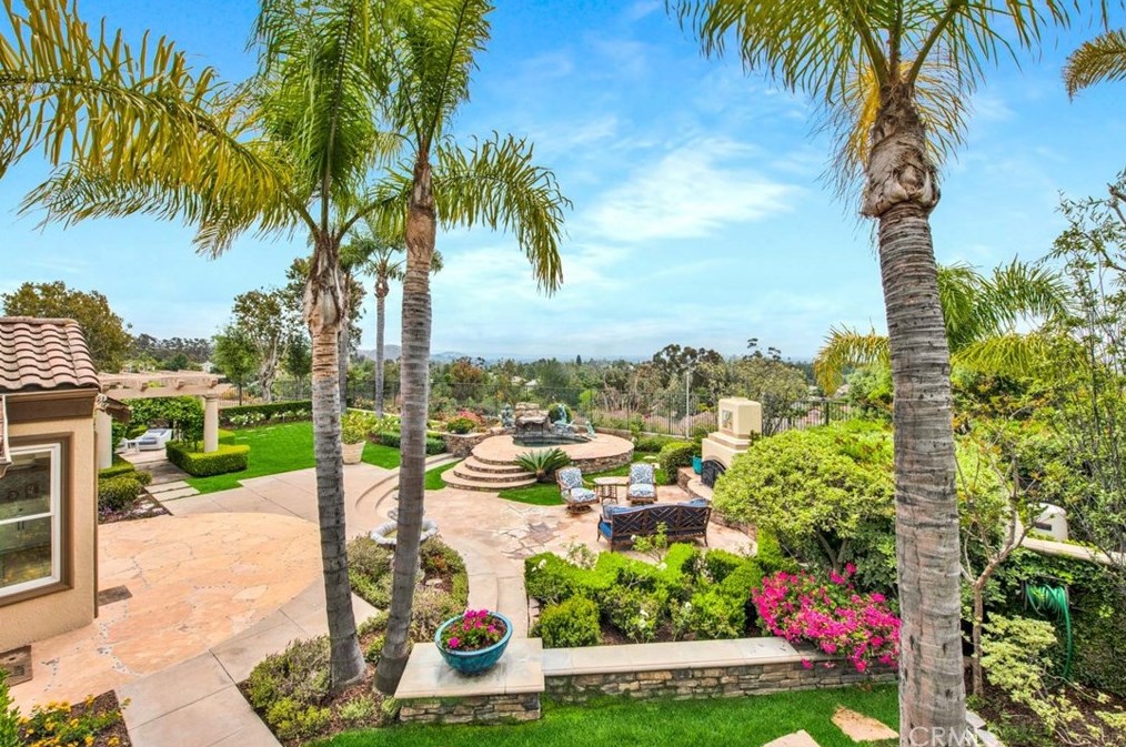 2424 San Miguel Dr, Orange CA  92867-8600 exterior