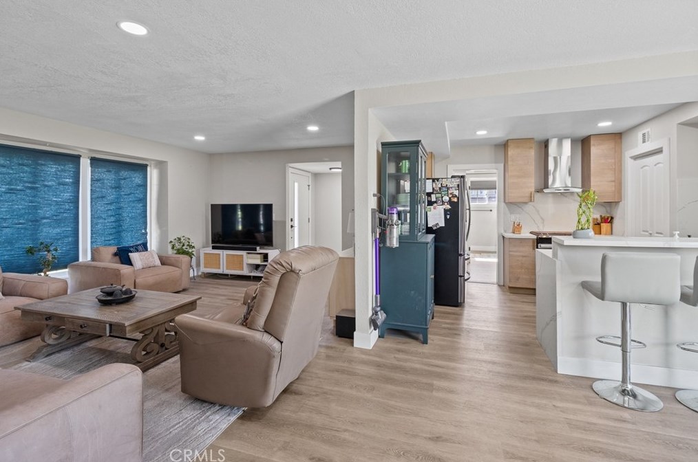 3181 Rome Ave, Anaheim CA  92804-3810 exterior