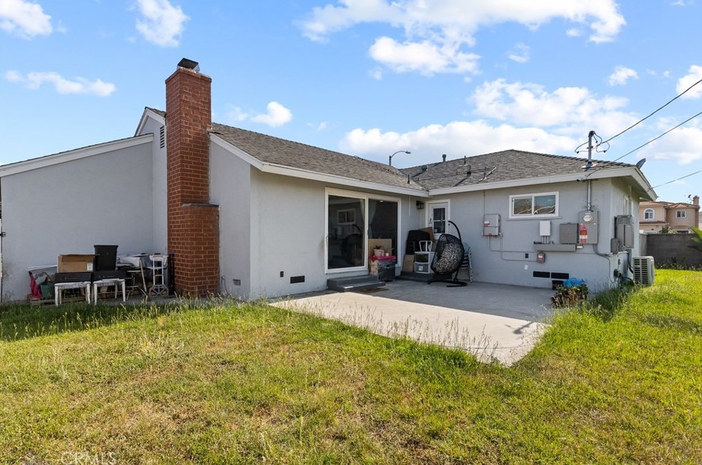 3181 Rome Ave, Anaheim CA  92804-3810 exterior