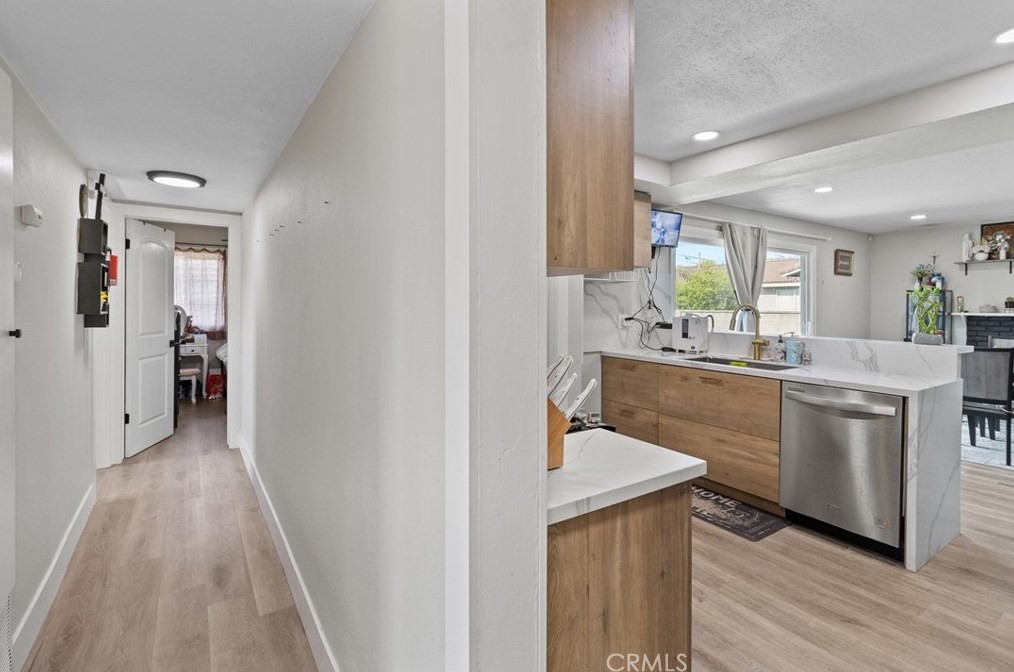 3181 Rome Ave, Anaheim CA  92804-3810 exterior