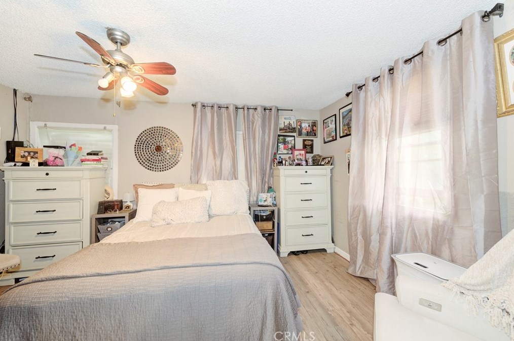 10232 Keller Ave, Riverside CA 92503-2202 exterior